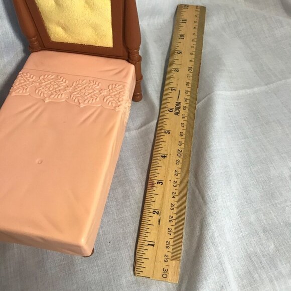 Fisher Price Loving Family Bed Dollhouse Double Poster Parents Bedroom Pink - Picture 9 of 12